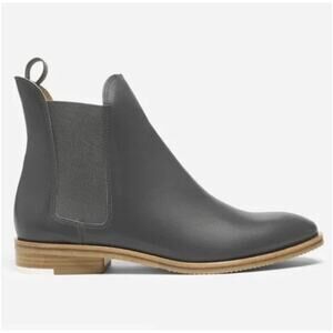 Everlane The Chelsea Boot Leather Ankle Boots Women’s 7.5 Gray Classic Winter